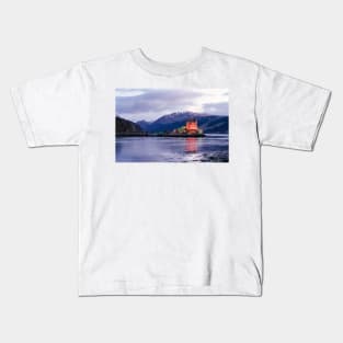 Eilean Donan Castle in winter Kids T-Shirt